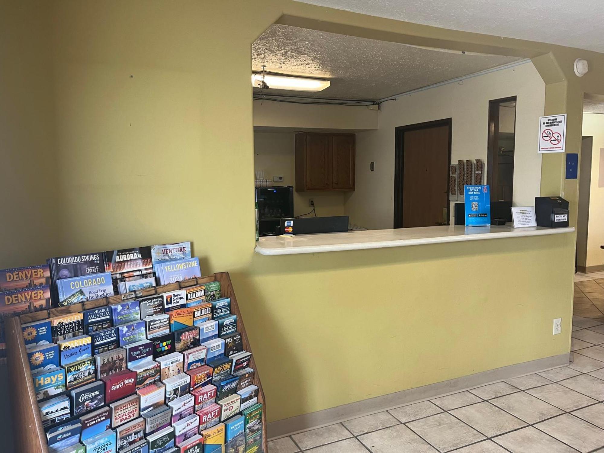 Motel 6 Limon, Co I 70 Bagian luar foto
